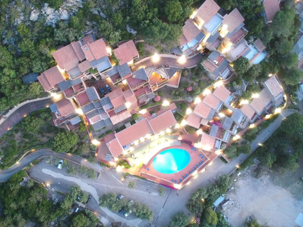 Hotel Olimpia Baja Sardinia Kültér fotó