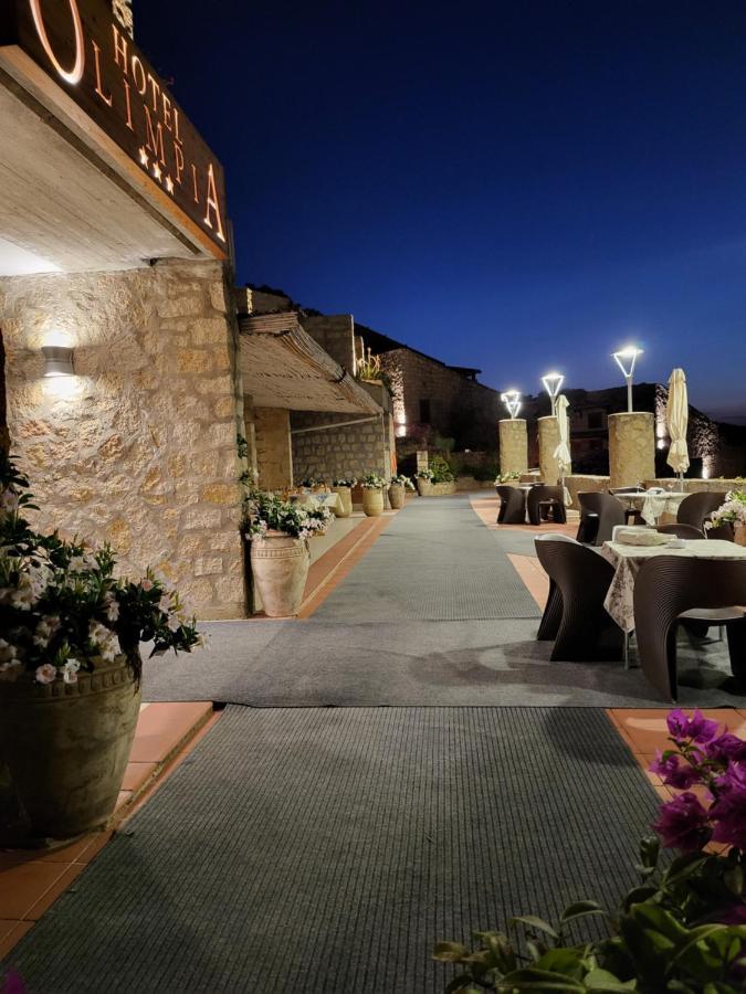 Hotel Olimpia Baja Sardinia Kültér fotó