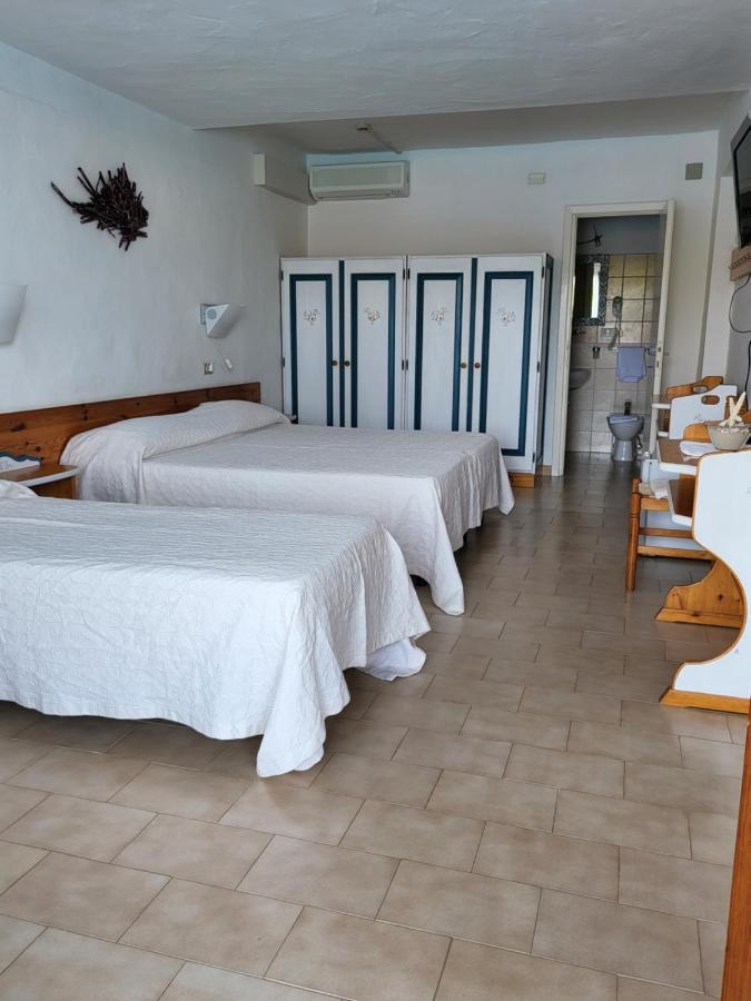 Hotel Olimpia Baja Sardinia Kültér fotó
