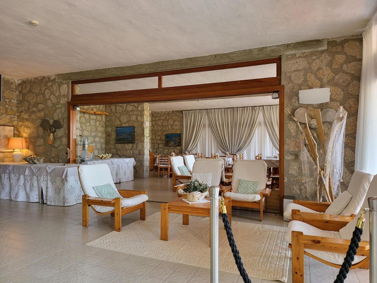 Hotel Olimpia Baja Sardinia Kültér fotó