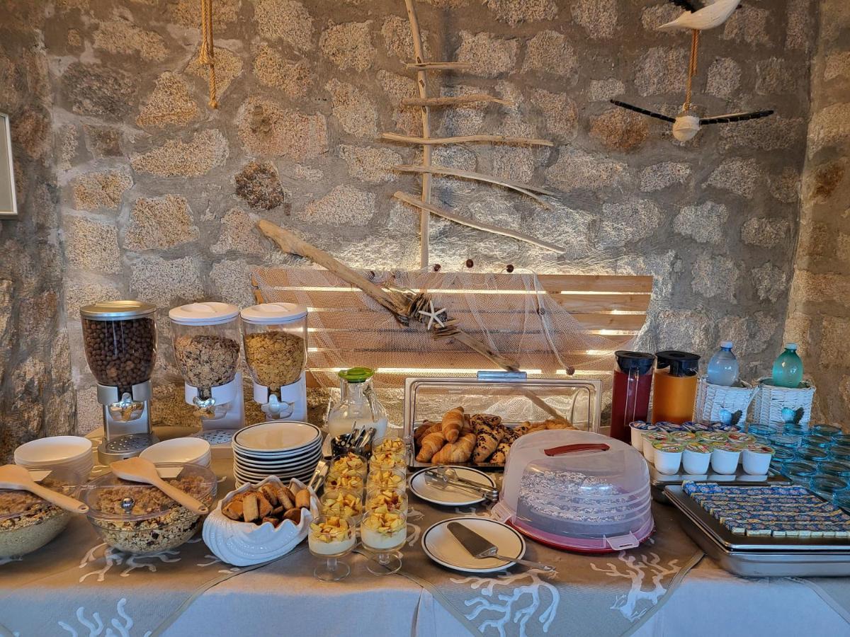 Hotel Olimpia Baja Sardinia Kültér fotó