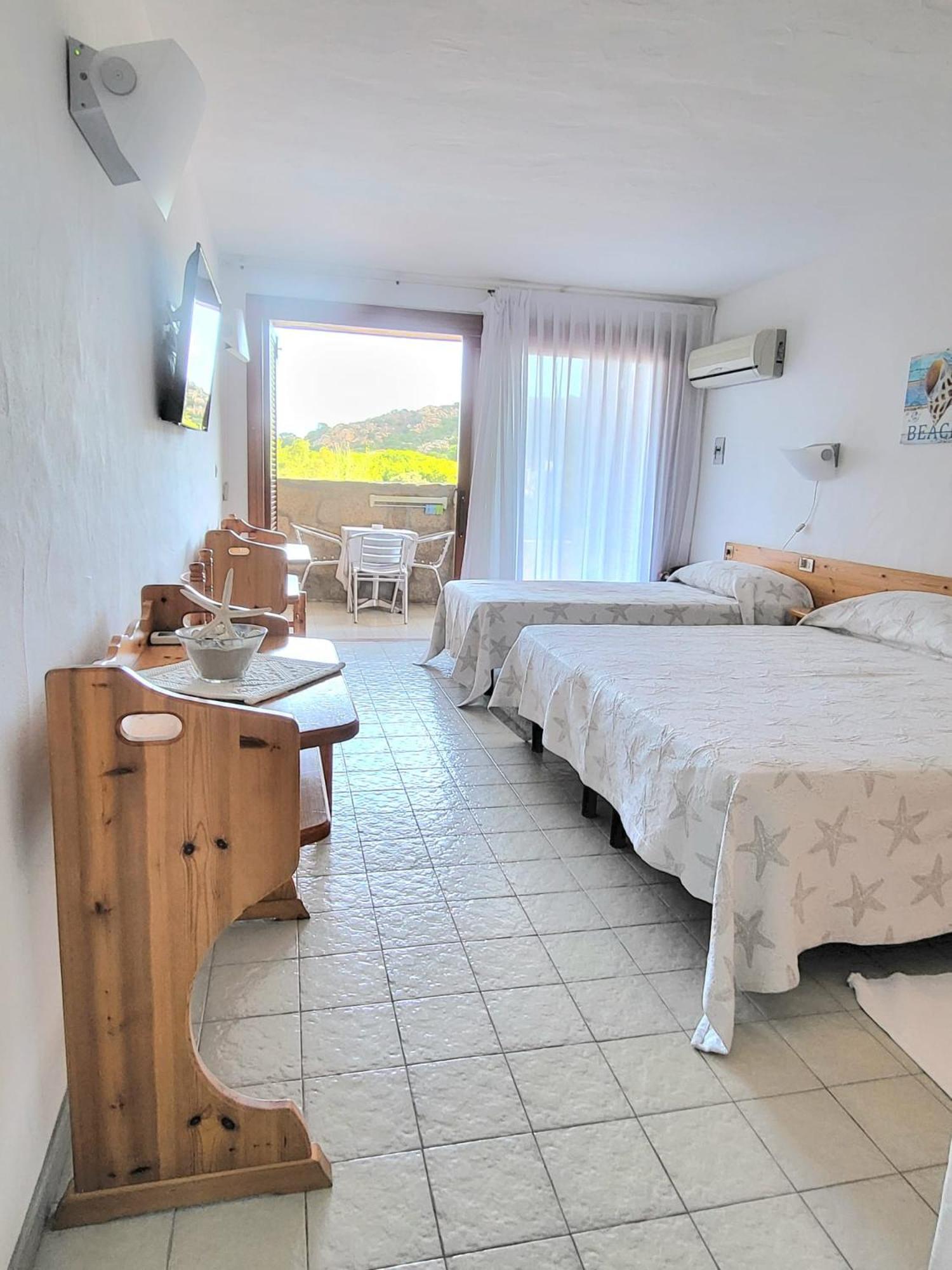 Hotel Olimpia Baja Sardinia Kültér fotó