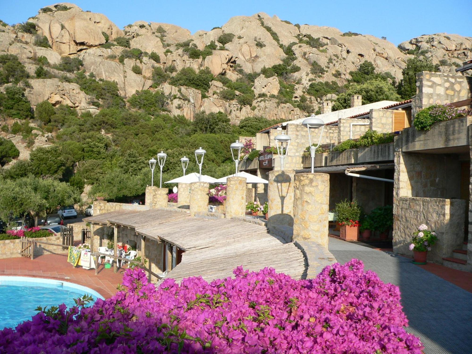 Hotel Olimpia Baja Sardinia Kültér fotó